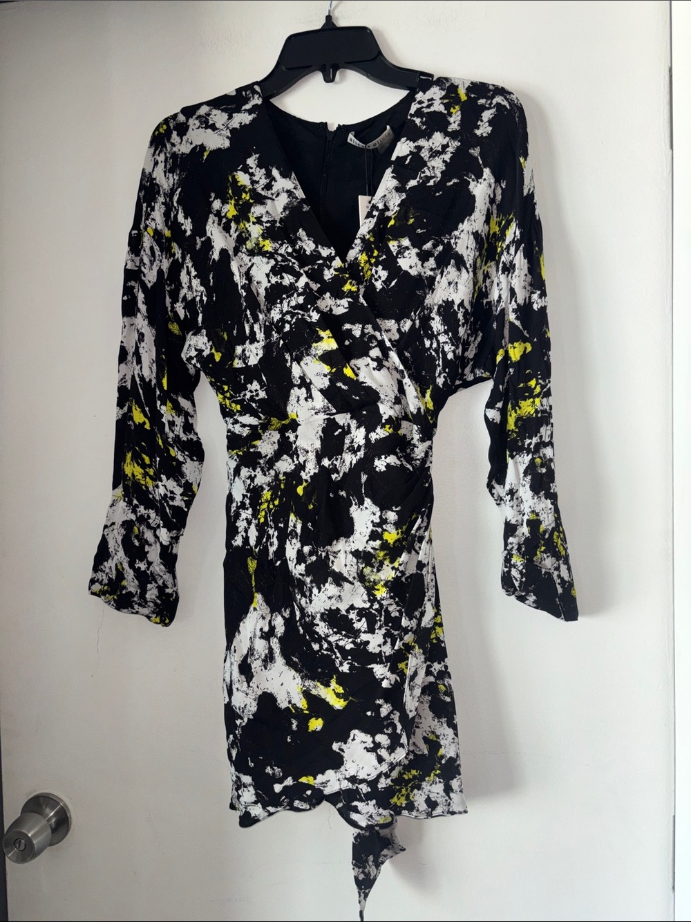 NWT Alice + Olivia Wrap Dress